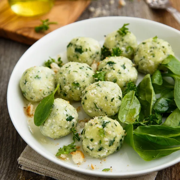 (XXIII.)Galuste Ricotta Pret:2,99 RON/100 g.